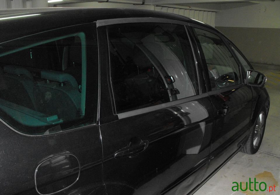 2007' Ford S-Max photo #3