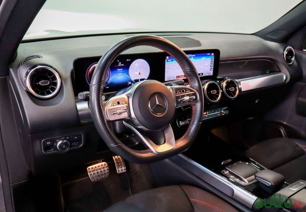 2021' Mercedes-Benz Classe Glb D Amg Line photo #6