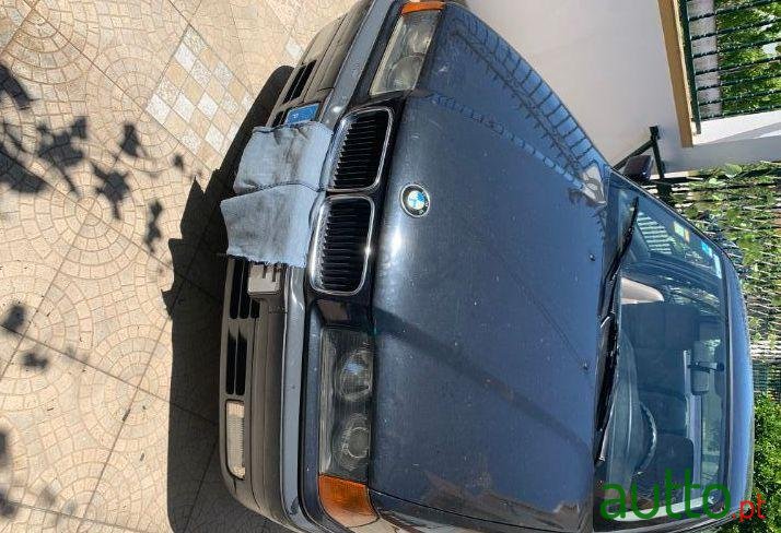 1995' BMW 318 Is photo #2