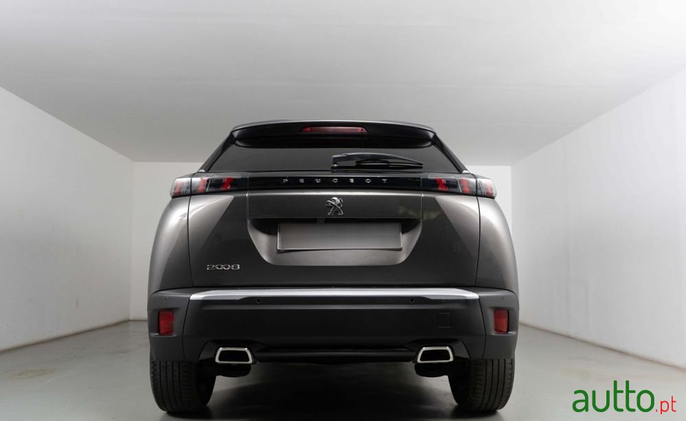 2023' Peugeot 2008 photo #4