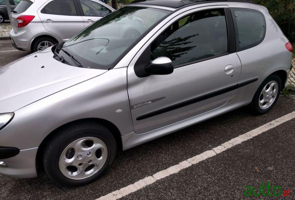 2002' Peugeot 206 photo #2