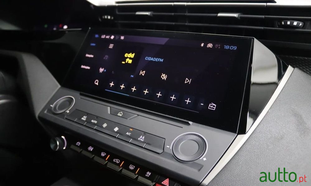 2023' Peugeot 308 Sw photo #6