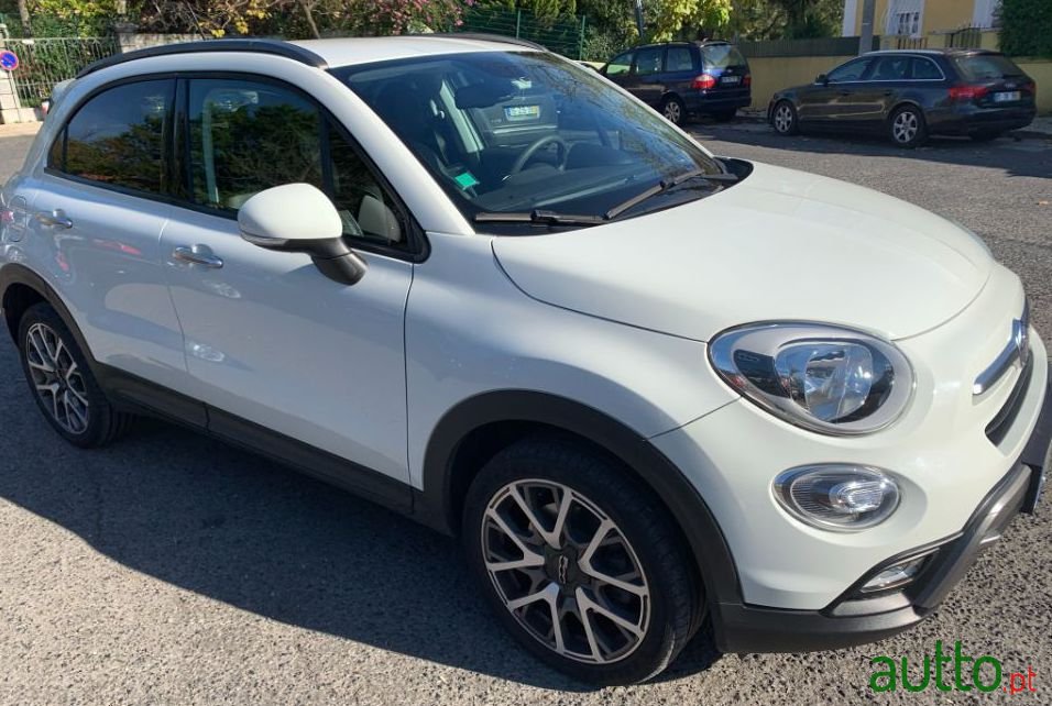 2017' Fiat 500X photo #2