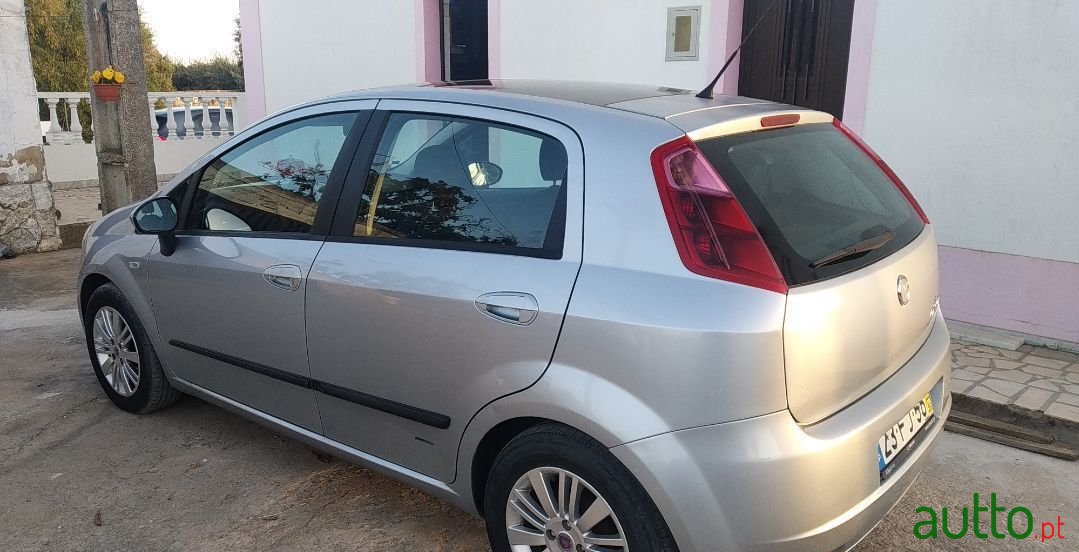 2008' Fiat Grande Punto photo #2