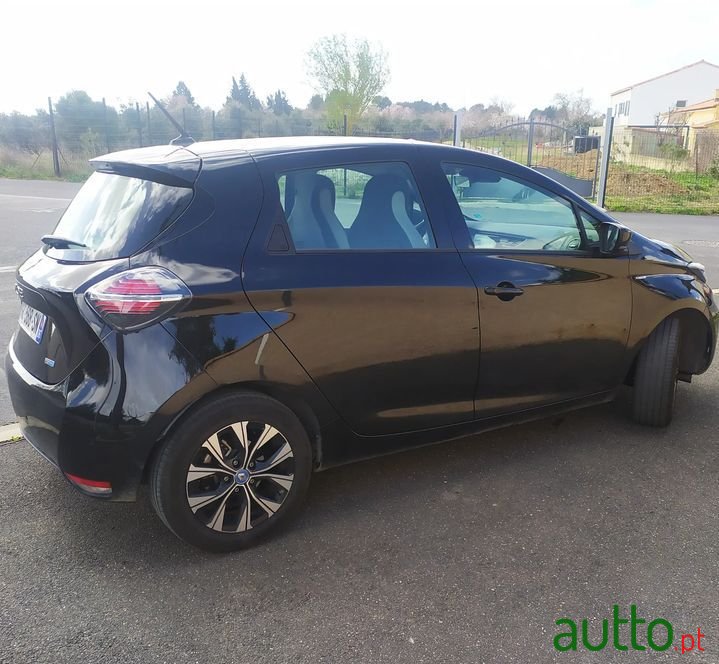 2021' Renault Zoe photo #2