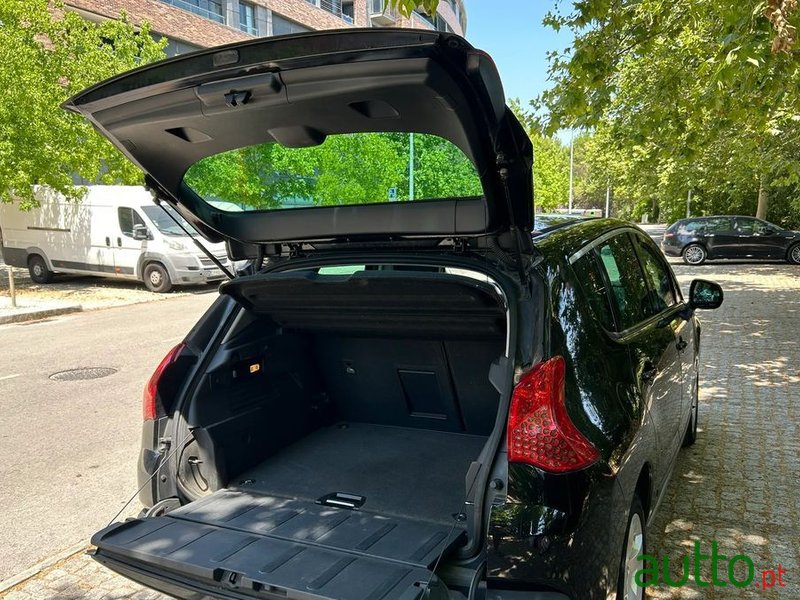 2010' Peugeot 3008 photo #6