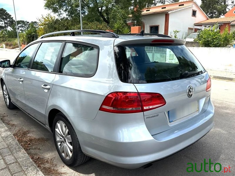 2014' Volkswagen Passat Variant photo #1