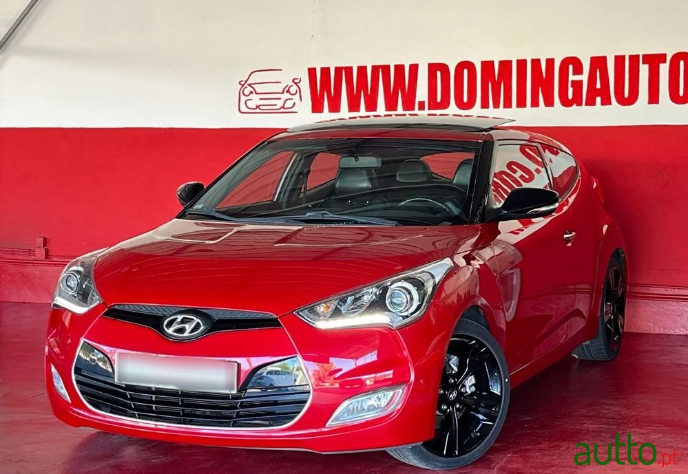 2011' Hyundai Veloster photo #3