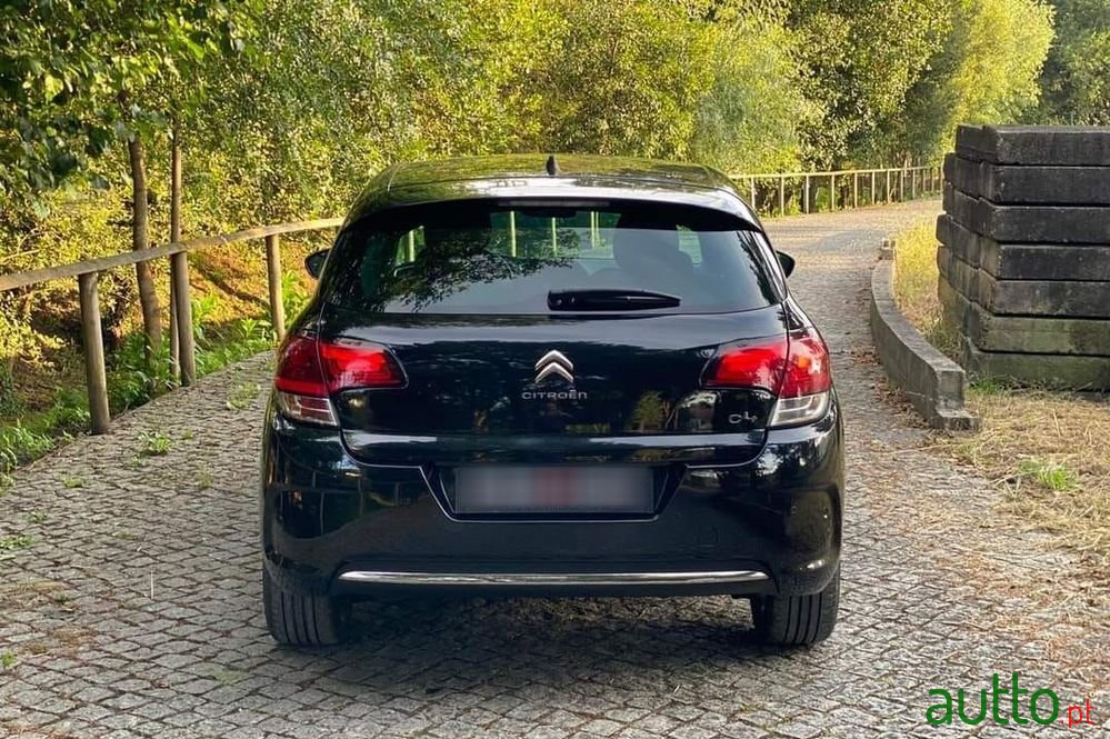 2018' Citroen C4 photo #6