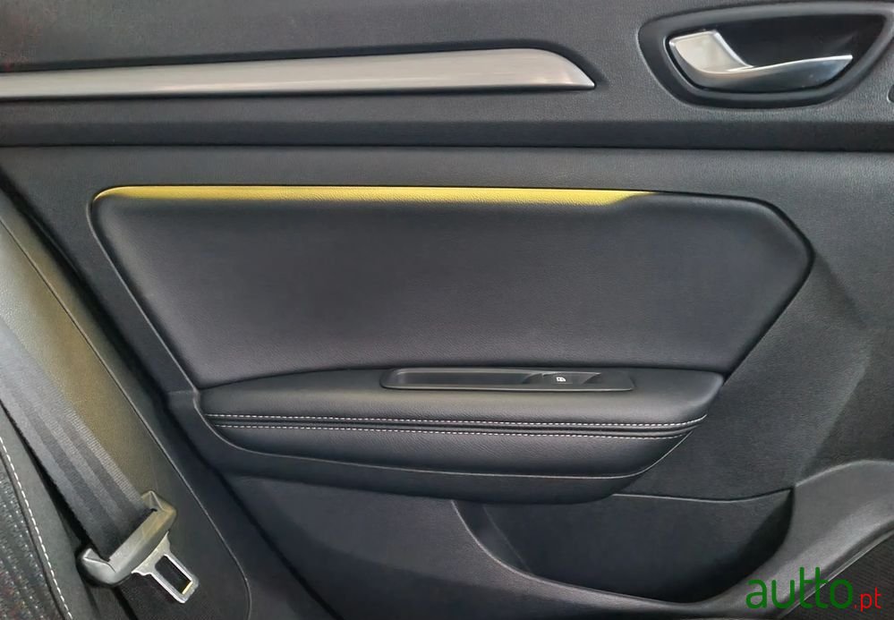 2018' Renault Megane 1.5 Dci Limited photo #2