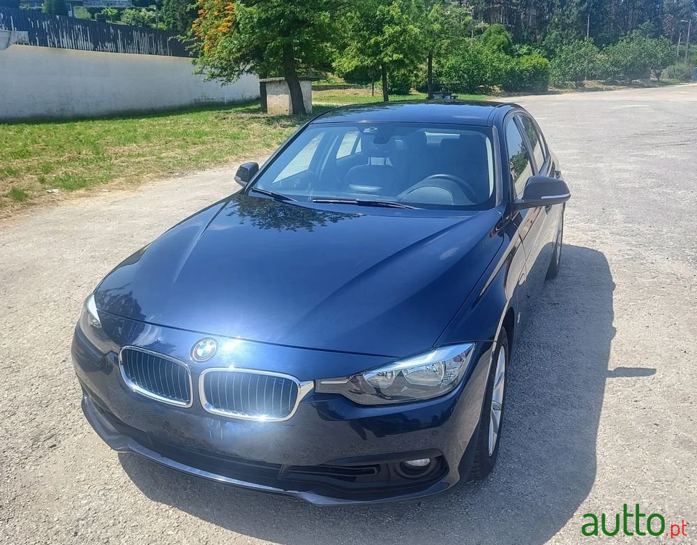 2017' BMW 330 E Iperformance photo #1