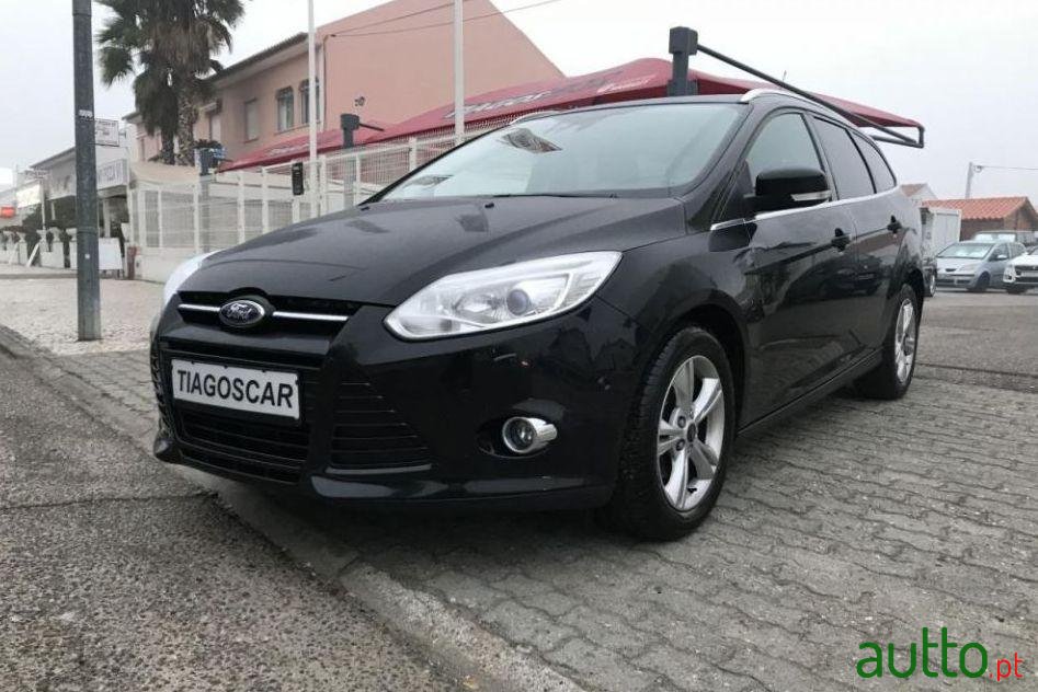 2013' Ford Focus Sw photo #1