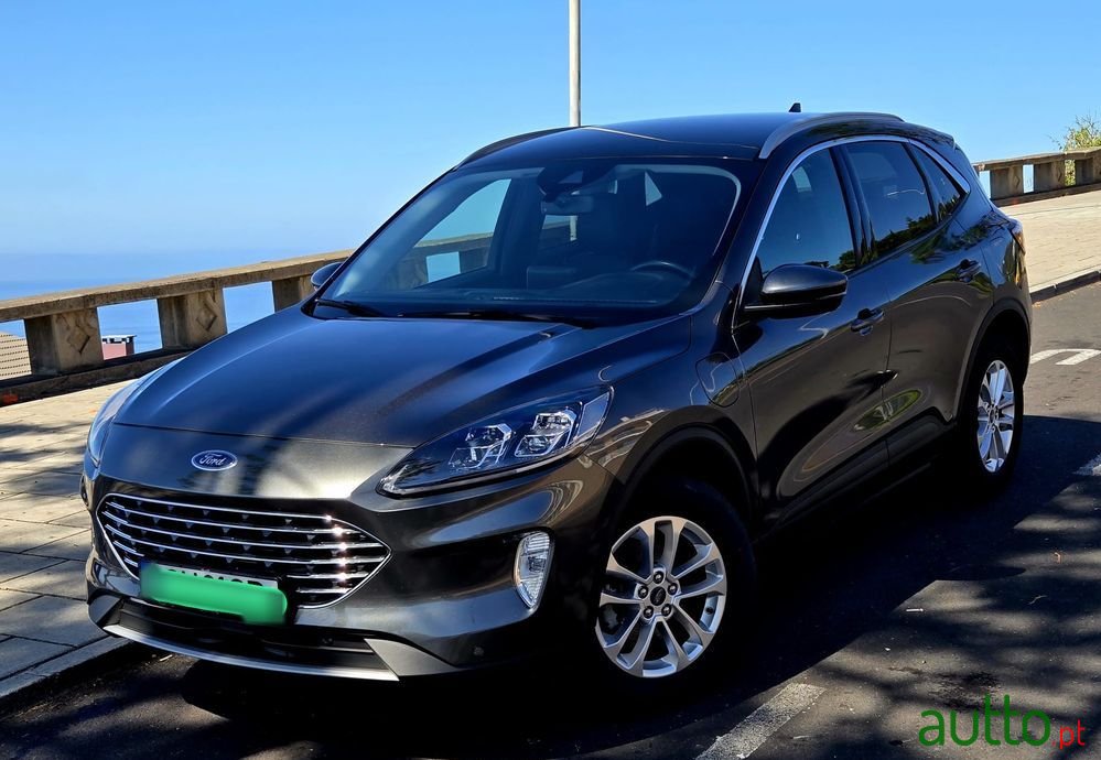 2022' Ford Kuga photo #1