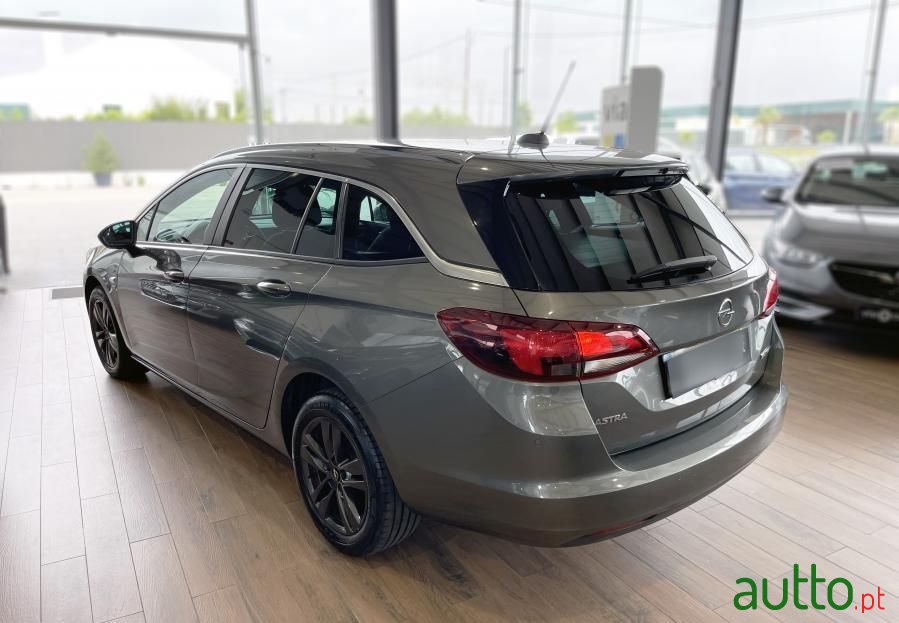 2019' Opel Astra Sports Tourer photo #4