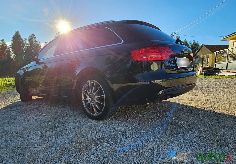 2013' Audi A4 Avant photo #3