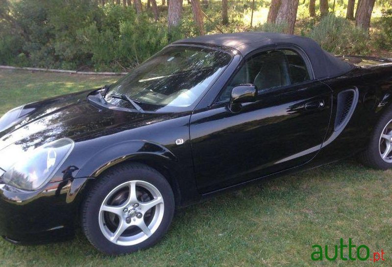 2000' Toyota MR2 W30 photo #3