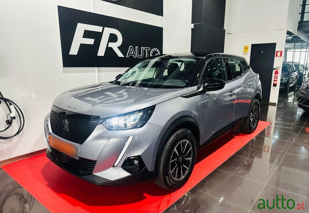 2021' Peugeot 2008 photo #1