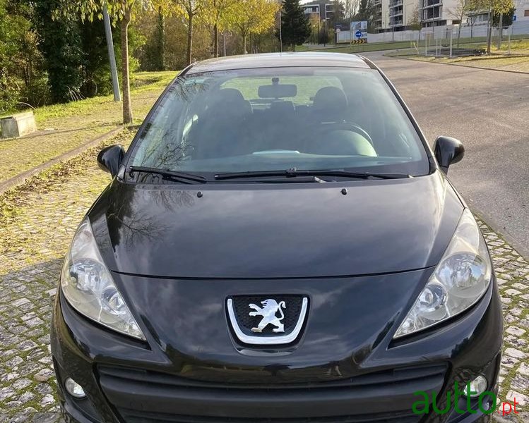 2009' Peugeot 207 photo #1