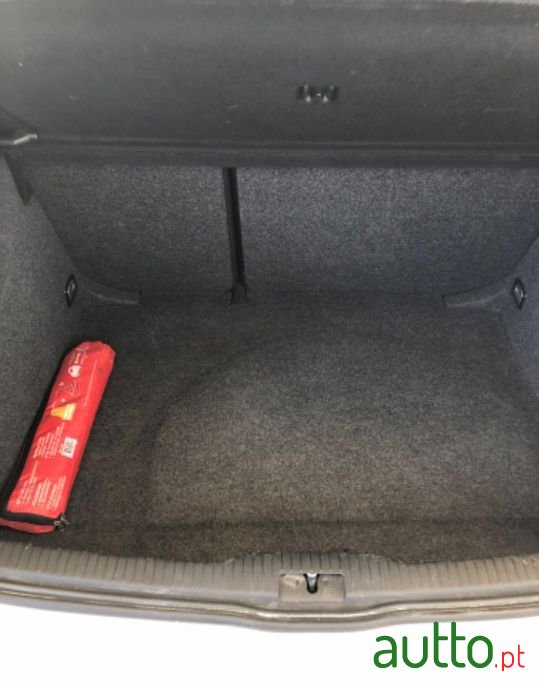 1999' Volkswagen Golf photo #4