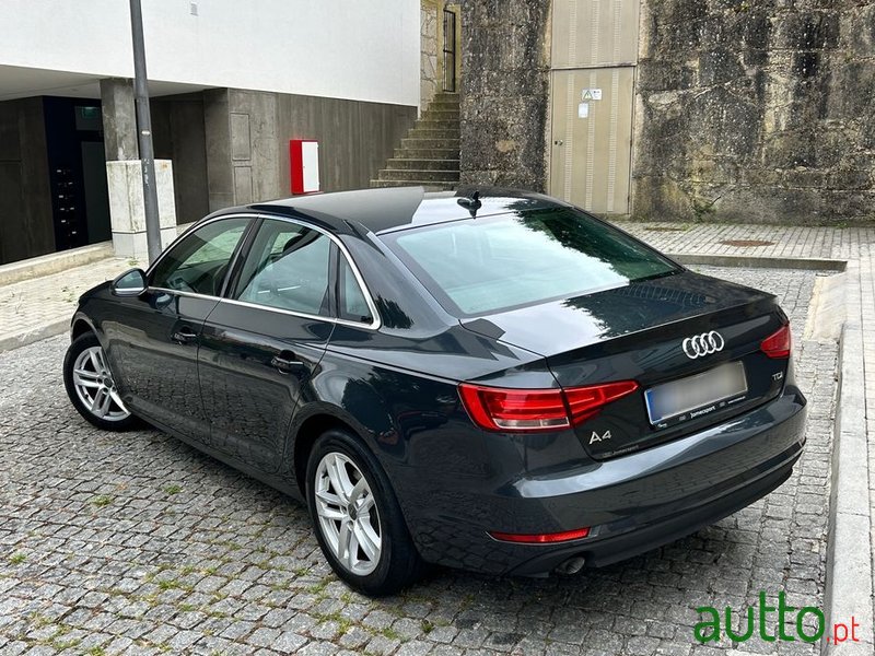 2018' Audi A4 2.0 Tdi Advance S Tronic photo #4