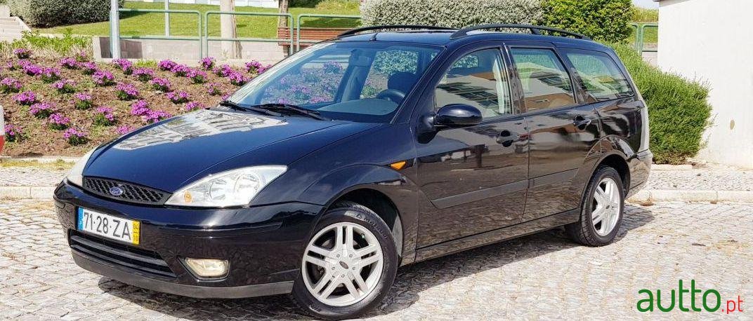 2004' Ford Focus Sw photo #3