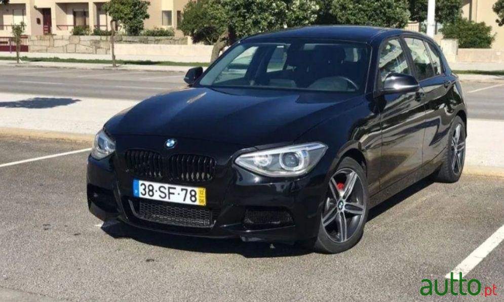 2012' BMW 2000 photo #1