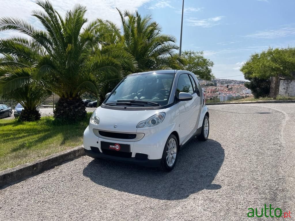 2009' Smart Fortwo photo #1