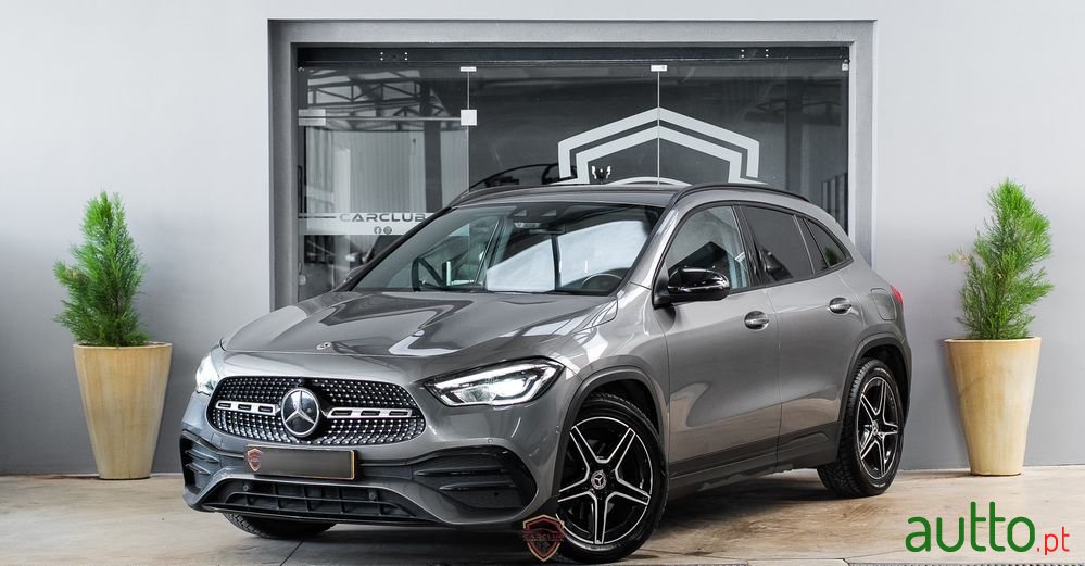 2021' Mercedes-Benz Classe Gla photo #1