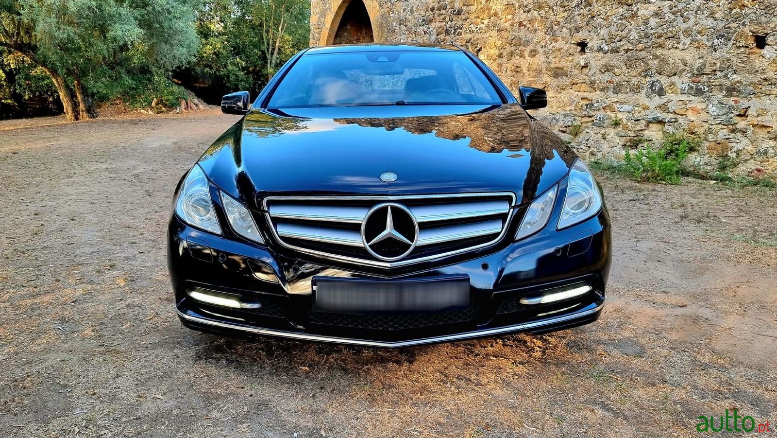 2013' Mercedes-Benz E-220 photo #6