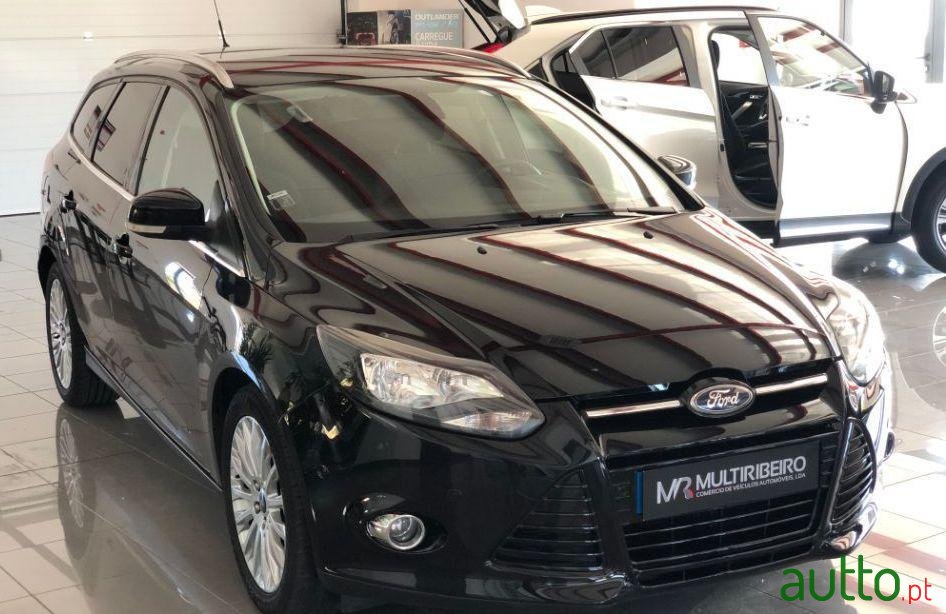 2013' Ford Focus Sw photo #3