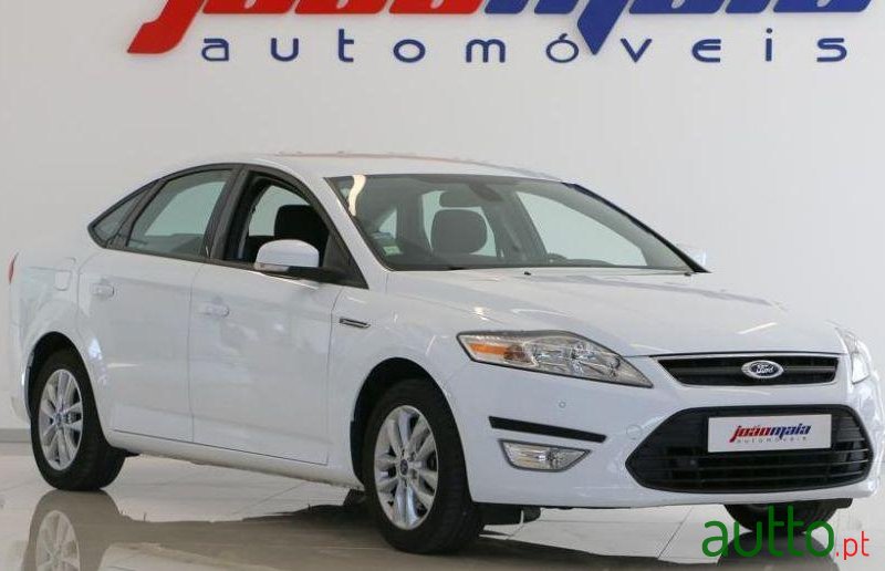 2011' Ford Mondeo photo #1