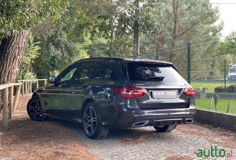 2021' Mercedes-Benz C 220 D Amg Line photo #4