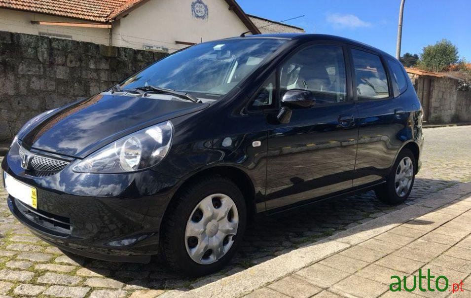 2006' Honda Jazz photo #2