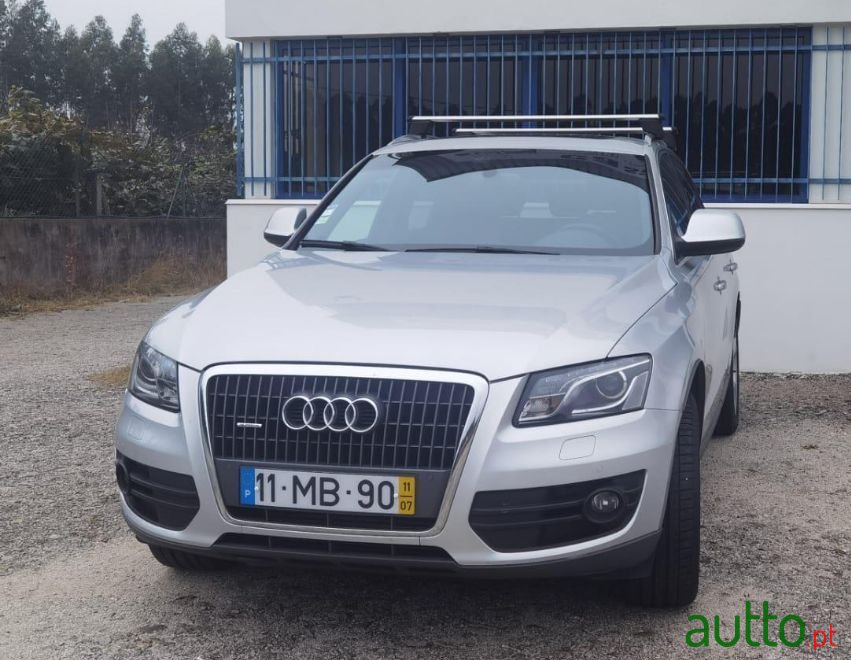 2011' Audi Q5 photo #1