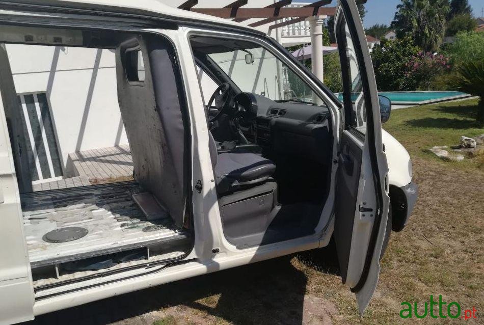 1999' Nissan Vanette photo #1