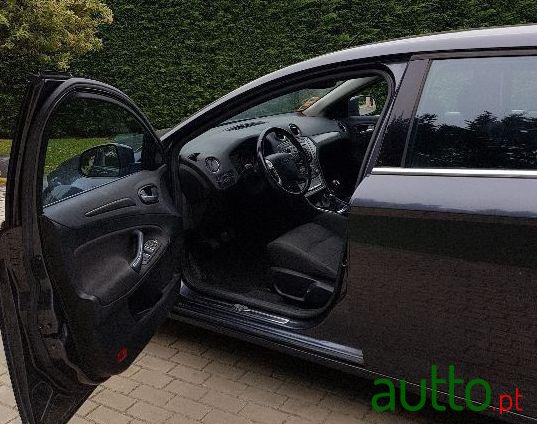 2008' Ford Mondeo Sw photo #3