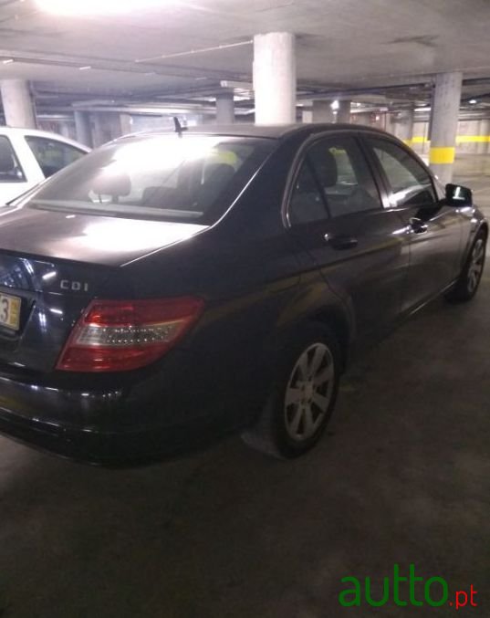 2008' Mercedes-Benz C-220 photo #2