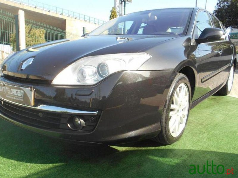 2007' Renault Laguna 2.0 Dci Initiale photo #1