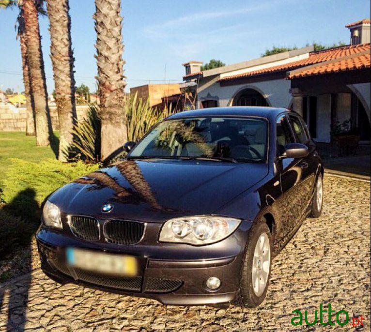 2006' BMW 120 D photo #4