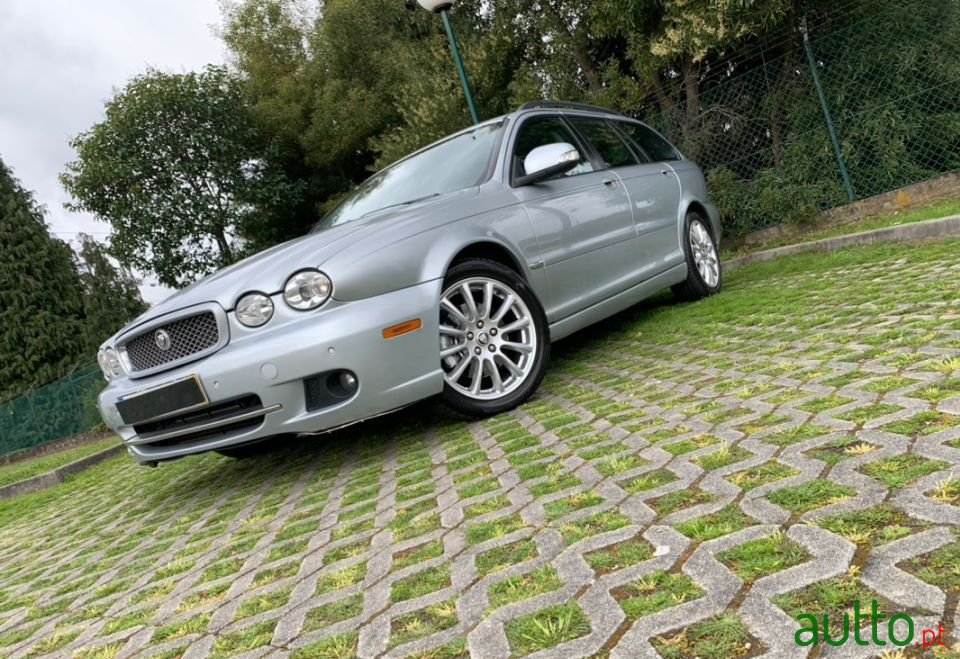 2009' Jaguar X-Type photo #3