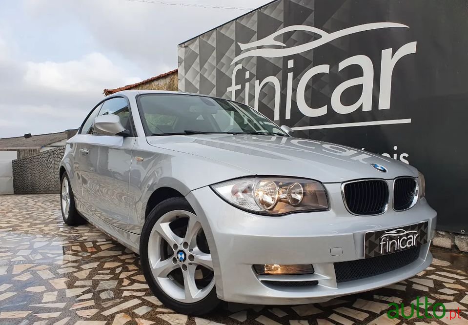 2010' BMW 118 photo #2