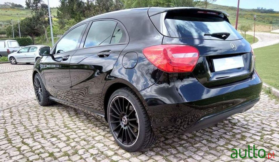 2013' Mercedes-Benz A-180 Urban photo #1