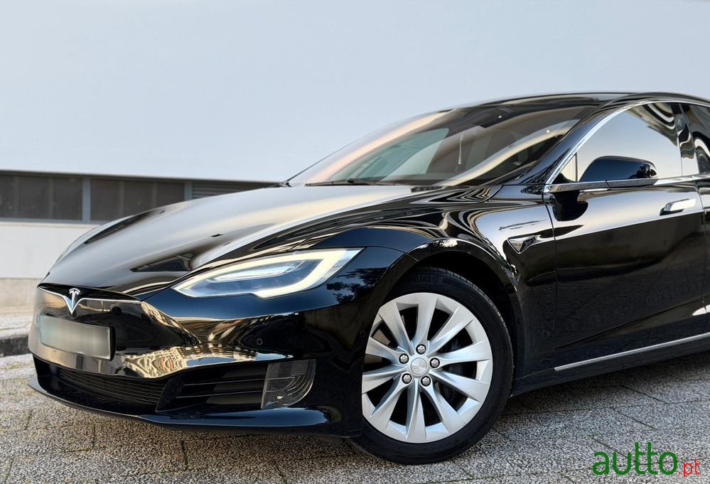 2017' Tesla Model S 75 photo #2