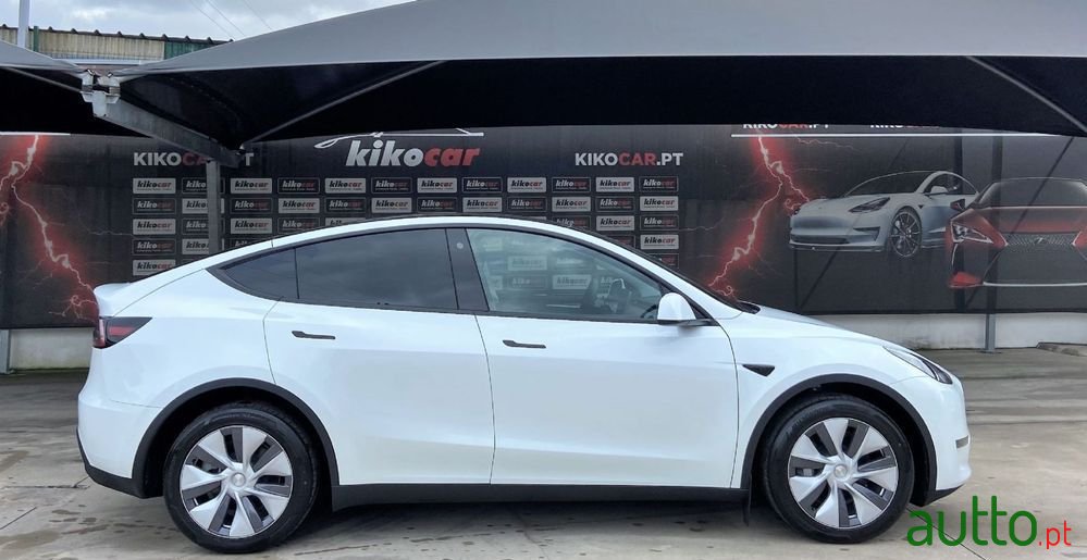 2022' Tesla Model Y photo #5