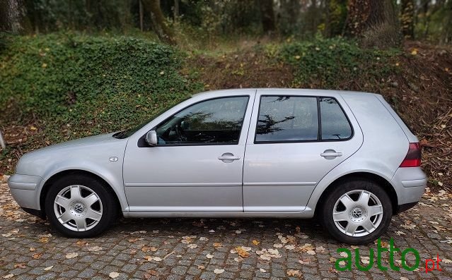 2000' Volkswagen Golf photo #4