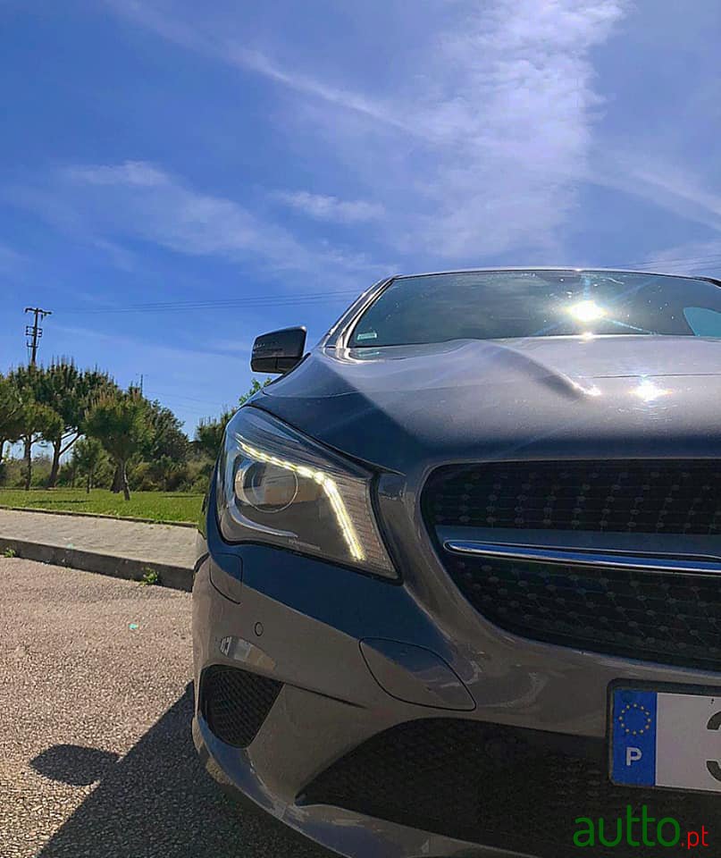 2015' Mercedes-Benz CLA 220 photo #4
