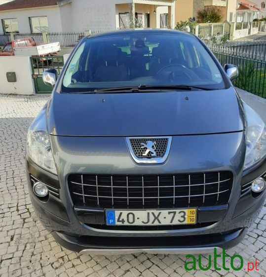 2010' Peugeot 3008 photo #1