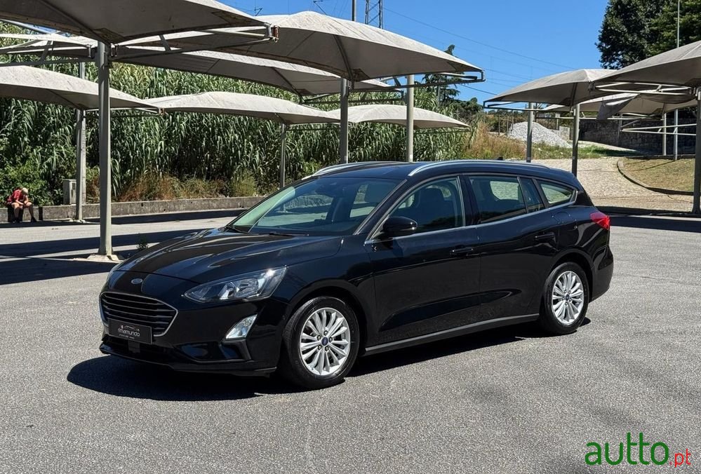 2020' Ford Focus Sw photo #3