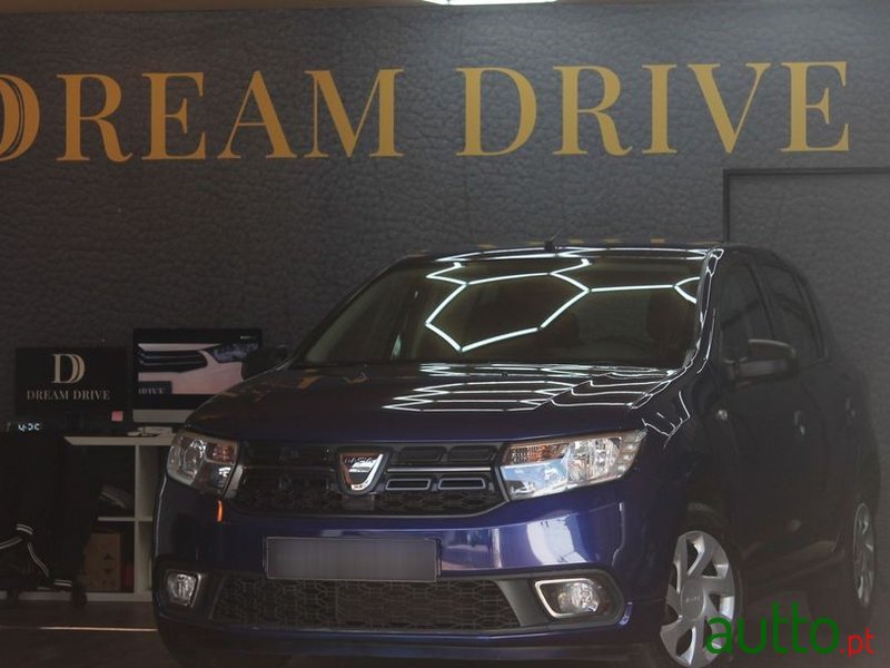 2017' Dacia Sandero photo #1