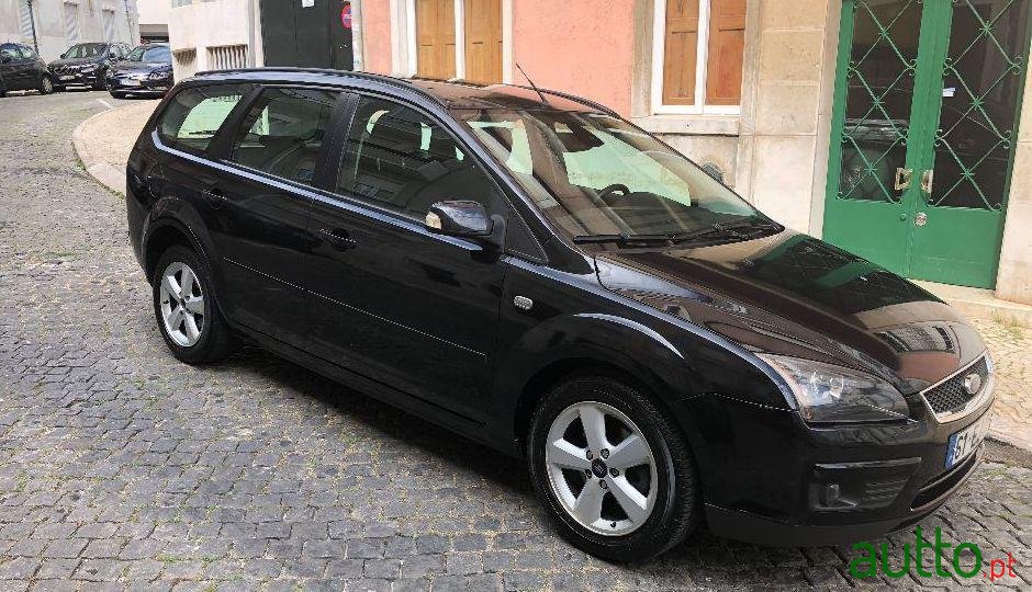 2007' Ford Focus Sw photo #2